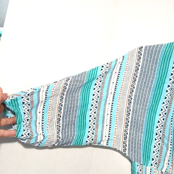 Hyped Unicorn Large Boho Artsy Mini Dress, Chic Layered V-Neck with 3/4 Sleeve - Picture 3 of 11